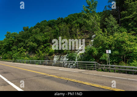 Vista su Hector cade sul Lago Seneca; Schuyler County; New York Foto Stock