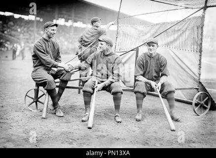 Fotografia storica di American i giocatori di baseball, American i giocatori di baseball Hank Gowdy, Lefty Tyler, Joey Connolly, STATI UNITI D'AMERICA Foto Stock