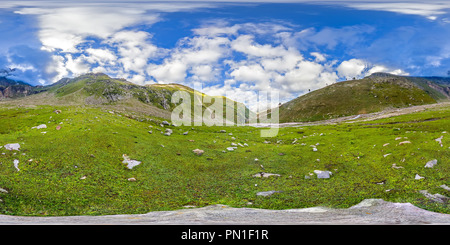 Visualizzazione panoramica a 360 gradi di Dak 2, Chitta Katha Lake Trek, Shounter Valley, Pakistan