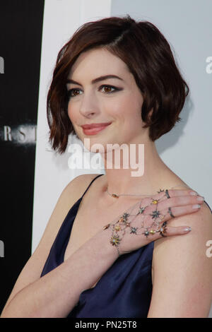 Anne Hathaway al Paramount Pictures di Premiere di "interstellare" tenutasi presso la TCL Teatro Cinese a Hollywood, CA, 26 ottobre 2014. Foto di Joe Martinez / PictureLux Foto Stock