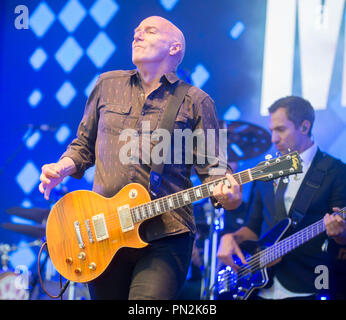 MIDGE URE at Rewind South Temple Island Meadows Henley-on-Thames, Foto Stock