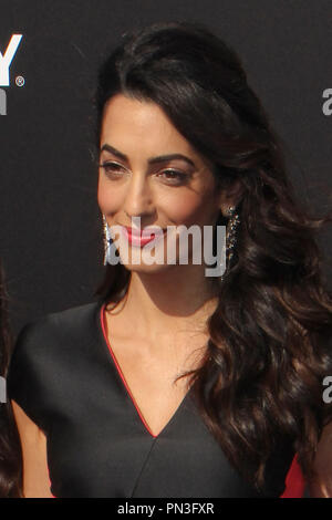 Amal Alamuddin Clooney 05/09/2015 La prima mondiale di "Tomorrowland" tenutosi a AMC Downtown Disney 12 in Anaheim, CA Foto di Izumi Hasegawa / HNW / PictureLux Foto Stock