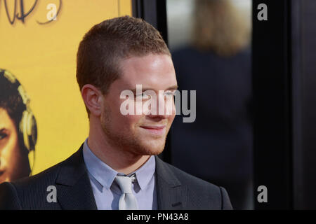 Jonny Weston alla premiere di Warner Bros Foto' e StudioCanal 'Ci sono i tuoi amici" tenutasi presso la TCL Teatro Cinese a Hollywood, CA, 20 agosto 2015. Foto di Joe Martinez / PictureLux Foto Stock