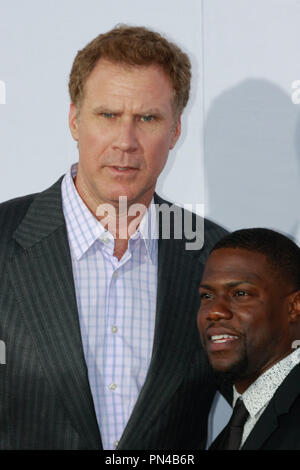 Will Ferrell e Kevin Hart alla premiere di Warner Bros Foto' 'Get Hard" tenutasi presso la leva TCL Teatro Cinese a Hollywood, CA, 25 marzo 2015. Foto di Joe Martinez / PictureLux Foto Stock