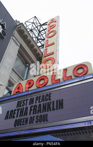 Il Teatro Apollo detiene un memoriale di Aretha Franklin in Harlem con: Aretha Franklin dove: la città di New York, New York, Stati Uniti quando: 19 Ago 2018 Credit: Marla Hernandez/WENN Foto Stock