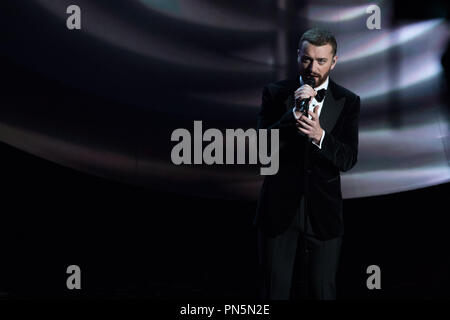 Oscar®-nominee, Sam Smith, suona dal vivo al 88th Oscar® al Dolby® Theatre di Hollywood, CA domenica 28 febbraio, 2016. Riferimento al file # 32854 498THA per solo uso editoriale - Tutti i diritti riservati Foto Stock