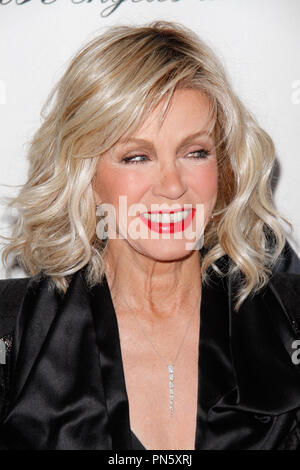 Donna Mills a parlare della Città 2016 gala tenutosi presso il Beverly Hilton Hotel di Beverly Hills, CA, 19 novembre 2016. Foto di Giuseppe Martinez / PictureLux Foto Stock