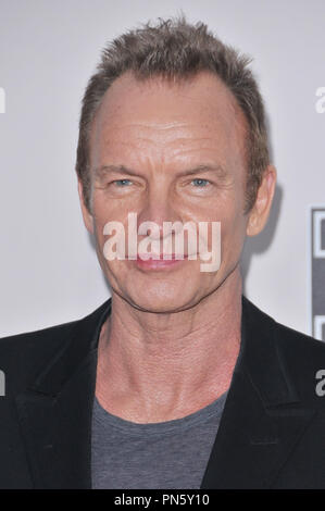 Sting al 2016 American Music Awards che si è tenuto presso il Microsoft Theatre di Los Angeles, CA domenica 20 novembre, 2016. Foto di PRPP / PictureLux Riferimento File # 33162 065PRPP01 per solo uso editoriale - Tutti i diritti riservati Foto Stock