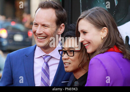 Patrick Wilson, James Wan e Vera Farmiga al 2016 la Film Festival Premiere mondiale di New Line Cinema "la prestidigitazione 2" tenutasi presso la leva TCL Teatro Cinese a Hollywood, CA, 7 giugno 2016. Foto di Joe Martinez / PictureLux Foto Stock