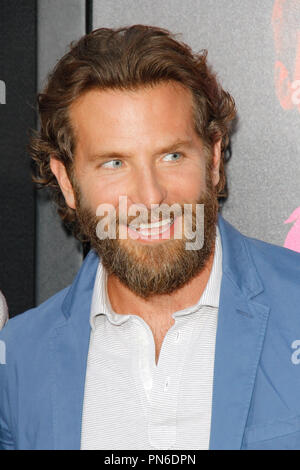 Bradley Cooper alla premiere di Warner Bros Foto' 'guerra cani" tenutasi presso la leva TCL Teatro Cinese a Hollywood, CA, 15 agosto 2016. Foto di Joe Martinez / PictureLux Foto Stock