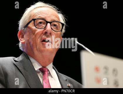 Salisburgo, Austria. Xx Settembre, 2018. Il Presidente della Commissione Europea Jean Claude Juncker parla durante una conferenza stampa dopo l'Unione europea il Vertice informale di Salisburgo, Austria, Sett. 20, 2018. Credito: Voi Pingfan/Xinhua/Alamy Live News Foto Stock