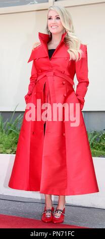 Hollywood, California, USA. Xix Sep, 2018. Hollywood Camera di Commercio onori Carrie Underwood con stella sulla Hollywood Walk of Fame .1750 N. Vine Street di fronte allo storico Capitol Records Building, Hollywood, California, Stati Uniti d'America .20/09/2018.Carrie Underwood . © Clinton H.Wallace/Photomundo International/ Foto Inc Credito: Clinton Wallace/Globe foto/ZUMA filo/Alamy Live News Foto Stock