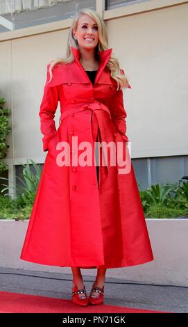 Hollywood, California, USA. Xix Sep, 2018. Hollywood Camera di Commercio onori Carrie Underwood con stella sulla Hollywood Walk of Fame .1750 N. Vine Street di fronte allo storico Capitol Records Building, Hollywood, California, Stati Uniti d'America .20/09/2018.Carrie Underwood . © Clinton H.Wallace/Photomundo International/ Foto Inc Credito: Clinton Wallace/Globe foto/ZUMA filo/Alamy Live News Foto Stock