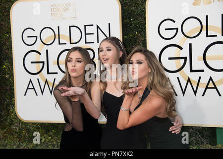 2017 Miss Golden Globe Stallon Sistina, Scarlet Stallone e Sophia Stallone partecipare alla 74Annuale di Golden Globe Awards presso il Beverly Hilton Hotel il 8 gennaio 2017. Riferimento al file # 33198 006CCR per solo uso editoriale - Tutti i diritti riservati Foto Stock