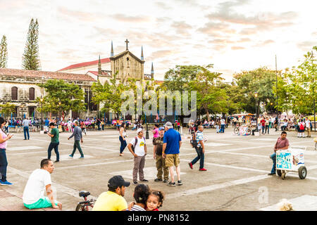 Leon Nicaragua. Febbraio 2018. Una vista della piazza principale di Leon in Nicaragua Foto Stock