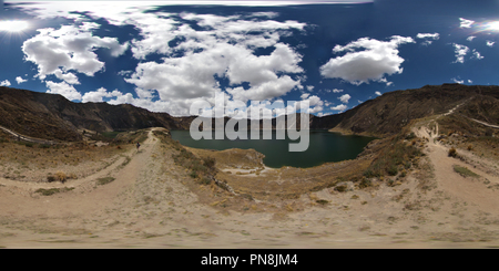 Visualizzazione panoramica a 360 gradi di Laguna di Quilotoa - Vista 1