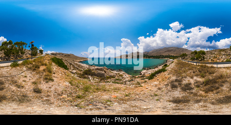 Visualizzazione panoramica a 360 gradi di La balneazione Baia di Isola di Chalki, Rodi