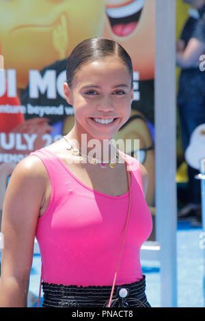 Asia Monet Ray a Premiere mondiale di Columbia Picture 'il filmato Emoji" tenutasi presso il Regency Village Theatre di Westwood, CA, 23 luglio, 2017. Foto di Giuseppe Martinez / PictureLux Foto Stock