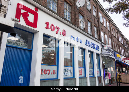 Radio 107,8 Jackie studios in Tolworth, Kingston upon Thames, Regno Unito Foto Stock