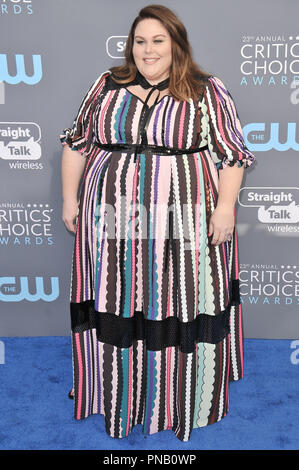 Chrissy Metz alla XXIII edizione critica' Choice Awards tenutosi presso il Barkar Hangar a Santa Monica, CA su Giovedi, 11 gennaio 2018. Foto di PRPP / PictureLux Riferimento File # 33512 007PRPP01 per solo uso editoriale - Tutti i diritti riservati Foto Stock