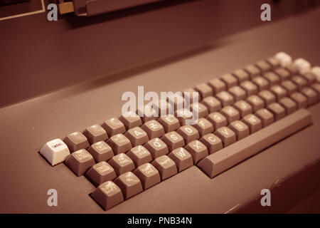 I dettagli relativi a tasti di un vecchio PC meccanica Computer Vintage i tasti della tastiera Foto Stock