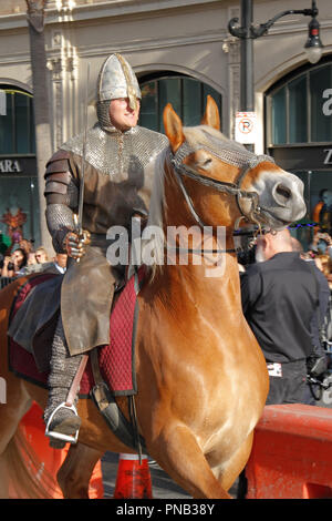 Atmosfera al Premiere Mondiale della Warner Bros' 'King Arthur: la leggenda della Spada" tenutasi presso la leva TCL Teatro Cinese a Hollywood, CA, 8 maggio 2017. Foto di Giuseppe Martinez / PictureLux Foto Stock