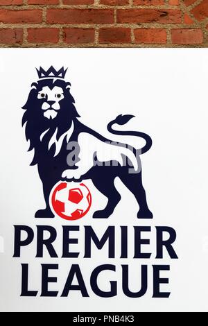Odense, Danimarca - Agosto 16, 2018: Premier league logo su una parete. Premier League è il livello superiore della English Football League system Foto Stock