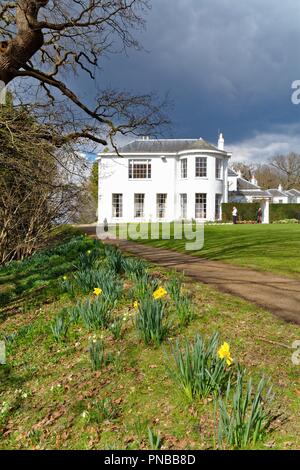 Esterno del Pembroke Lodge a Richmond Park West London Inghilterra England Regno Unito Foto Stock