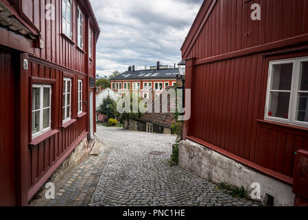 Damstredet quartiere noto per il bizzarro del xviii secolo case in legno, Oslo, Norvegia Foto Stock