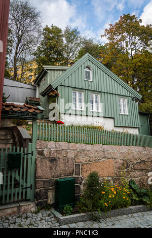 Damstredet quartiere noto per il bizzarro del xviii secolo case in legno, Oslo, Norvegia Foto Stock