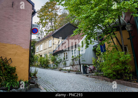 Damstredet quartiere noto per il bizzarro del xviii secolo case in legno, Oslo, Norvegia Foto Stock