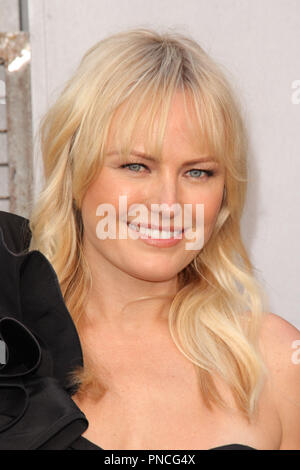 Malin Akerman alla premiere di Warner Bros' 'Rampage" tenutasi presso il Microsoft Theatre di Los Angeles, CA, 4 aprile 2018. Foto di Giuseppe Martinez / PictureLux Foto Stock