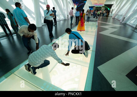 Il telaio di Dubai , una nuova attrazione turistica con elevata piattaforma di visualizzazione, a Dubai, Emirati Arabi Uniti, Emirati Arabi Uniti Foto Stock