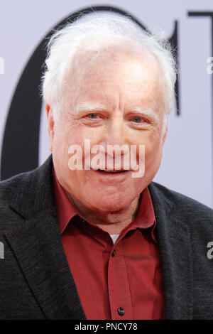 Richard Dreyfuss alla premiere di Paramount Pictures' 'Prenota Club" tenutasi presso il Regency Village Theatre di Westwood, CA, 6 maggio 2018. Foto di Giuseppe Martinez / PictureLux Foto Stock