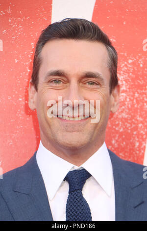 Jon Hamm 06/07/2018 'Tag' Premiere Mondiale tenutosi presso il Regency Village Theatre di Westwood, CA Foto di Kazuki Hirata HNW // PictureLux Foto Stock