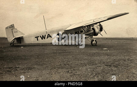1930s TWA Trans World Airlines FORD TRI-motore aereo TRIMOTOR - o6388 AUTO005 HARS in vecchio stile Foto Stock