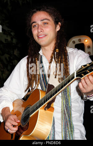 Jason Castro effettua in estate una serie di concerti presso il Grove tenutosi presso il The Grove in Los Angeles, CA su Mercoledì, 19 agosto 2009. Foto di PRPP / PictureLux Riferimento File # Jason Castro10 81909PRPP per solo uso editoriale - Tutti i diritti riservati Foto Stock