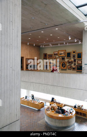 Vista interna di Herbert F.Johnson Museo di arte. Cornell University.Ithaca.New York.USA Foto Stock