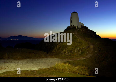 Faro, Isola di Llanddwyn, al crepuscolo, Foto Stock