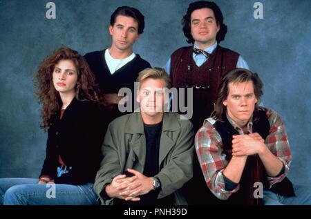 Pellicola originale titolo: FLATLINERS. Titolo inglese: FLATLINERS. Anno: 1990. Direttore: Joel Schumacher. Stelle: Julia Roberts; Kiefer Sutherland; Kevin Bacon; William Baldwin; OLIVER PLATT. Credito: Columbia Pictures / Album Foto Stock