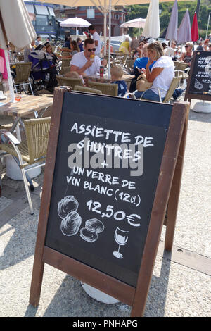 Scheda menu di Etretat, Normandia Francia Foto Stock