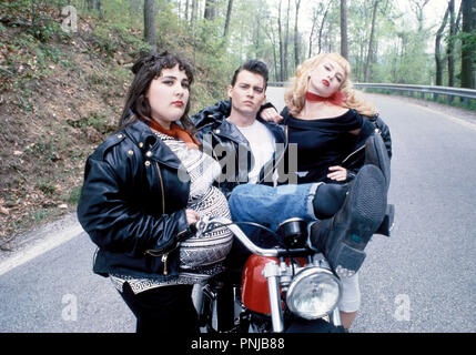 Pellicola originale titolo: CRY-BABY. Titolo inglese: CRY-BABY. Anno: 1990. Direttore: John Waters. Stelle: Johnny Depp; RICKI lago; Traci Lords. Credito: Universal Pictures / Album Foto Stock