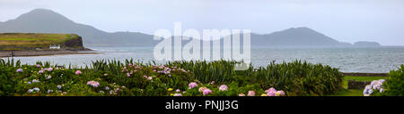 La splendida vista dal villaggio di Waterville, situato sulla penisola di Iveragh, nella contea di Kerry, Repubblica di Irlanda. Foto Stock