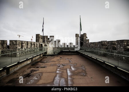 Vista panoramica da un castello, un dettaglio della storia e del turismo Foto Stock