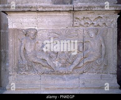 DETALLE DE LA PORTADA PRINCIPAL DE LA CATEDRAL DE ALMERIA - siglo XVI - RENACIMIENTO ESPAÑOL. Autore: OREA JUAN DE. Posizione: Catedral de Nuestra Señora de la Encarnación. Almería. Spagna. Foto Stock