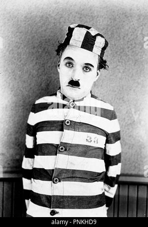 Pellicola originale titolo: L'avventuriero. Titolo inglese: l'avventuriero. Anno: 1917. Direttore: Charlie Chaplin. Stelle: Charlie Chaplin. Credito: Lone Star/MUTUAL FILM / Album Foto Stock