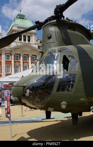 RAF 100 mostra Horseguards Parade Terreno Foto Stock