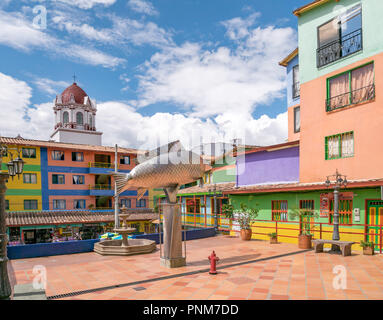 Guatape, Colombia. Tipicamente gli edifici colorati in Guatape Colombia Foto Stock