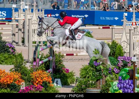 North Carolina, USA. Xxi Sett 2018. Laura Kraut. Zeremonie. Stati Uniti d'America. Show Jumping Team & singoli campionato. Giorno 10. Giochi equestri mondiali. WEG 2018 Tryon. Carolina del Nord. Stati Uniti d'America. 21/09/2018. Credito: Sport In immagini/Alamy Live News Foto Stock