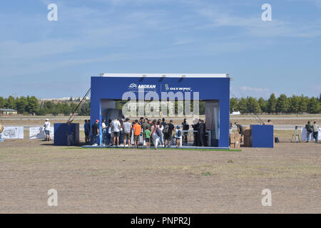 Atene, Grecia, 22 settembre, 2018. Aegean Airlines, Olympic Air stand, Tanagra Airforce Base, Grecia. Credito: Angelos Theofilatos/Alamy Live News. Foto Stock